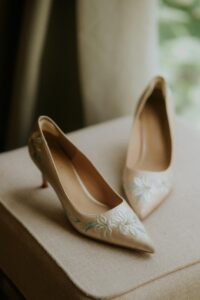 結婚式で履く靴が痛くない女性のための選び方は？